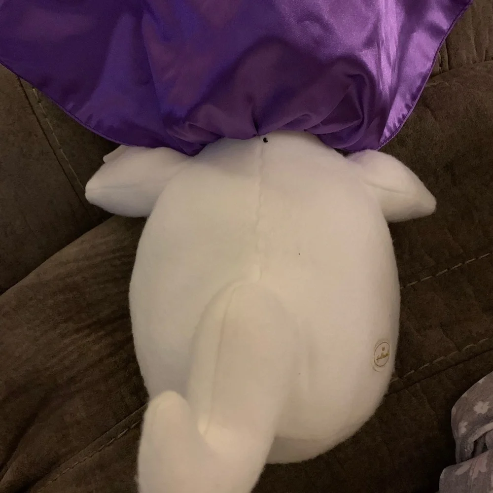 NWT Ghostula Hallmark Plus Collectible